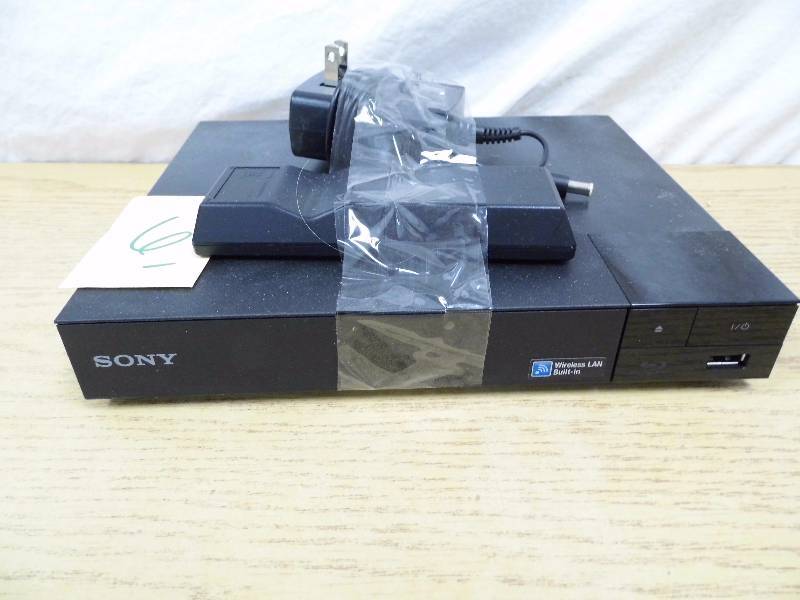 lot 6 image: Sony Bluray Player