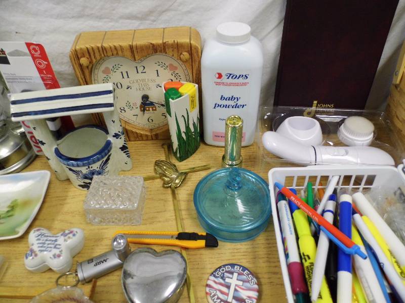 Office Knick Knacks Estate Sale Fargo & Consignment KBID