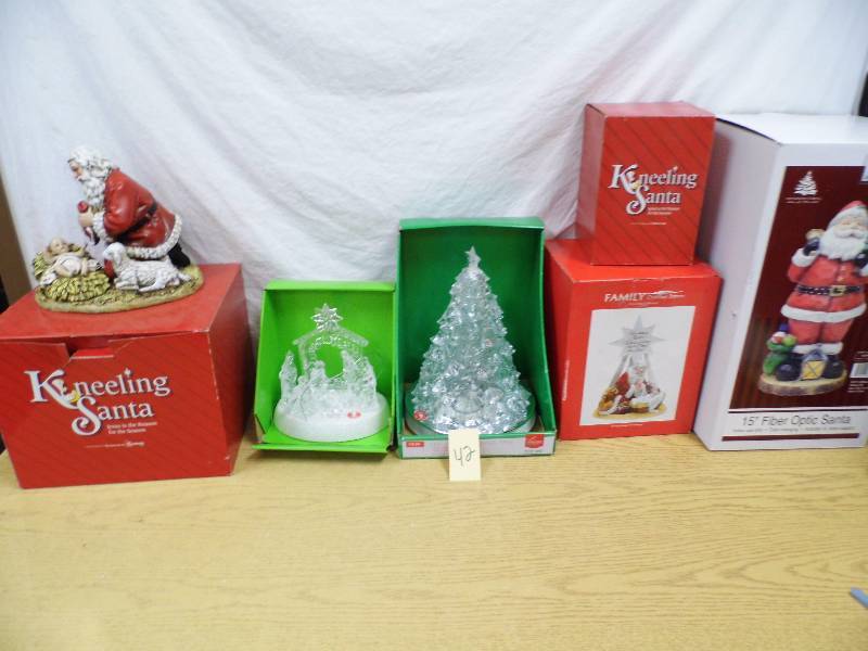 lot 42 image: Christmas - Some new