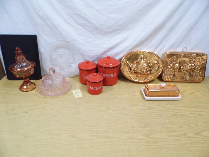 lot 57 image: Kitchen Dcor