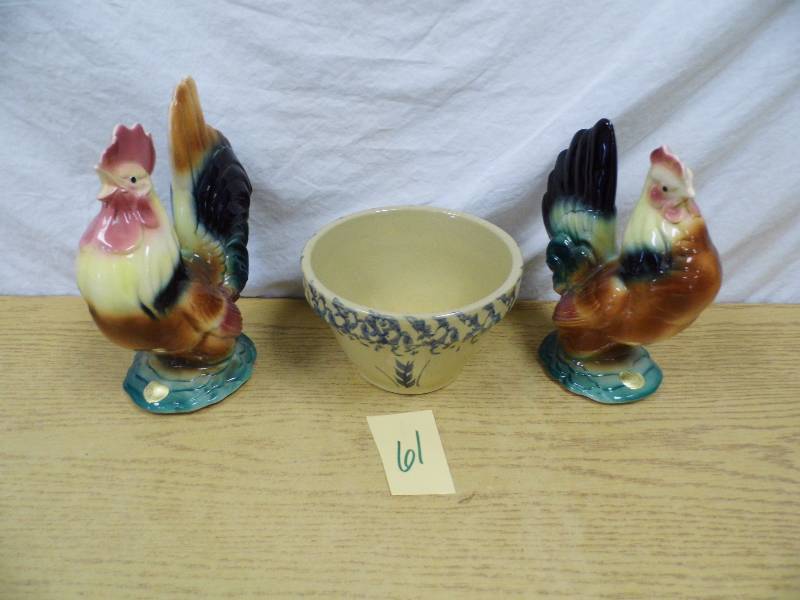 lot 61 image: Royal Copley Chickens