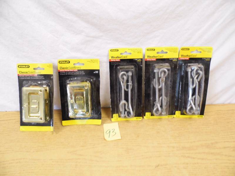 lot 93 image: Pocket Door Latches - Hooks