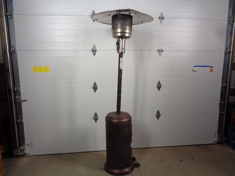 lot 10 image: Propane Patio Heater