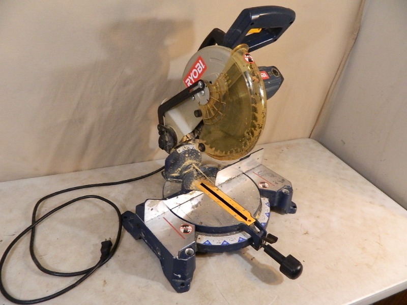 lot 81 image: Ryobi Miter Saw