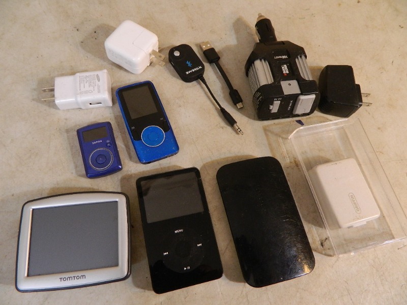 lot 106 image: IPod, MP3 Players, GPS, and More