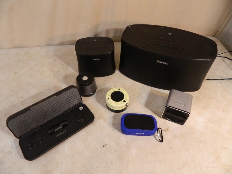 lot 108 image: Assorted Bluetooth and Ipod Dock Speakers