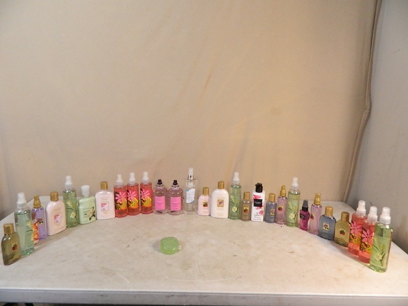 lot 113 image: 30 Bath and Body Works Victorias Secret Items