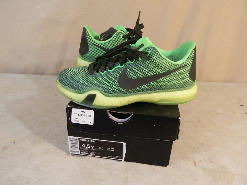 lot 134 image: Nike KB Shoes with Box