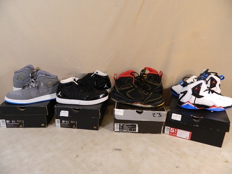 lot 154 image: 4 Pairs of Nike Air Jordans