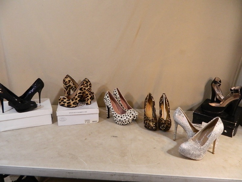 lot 169 image: 6 Pairs of Womens Heels