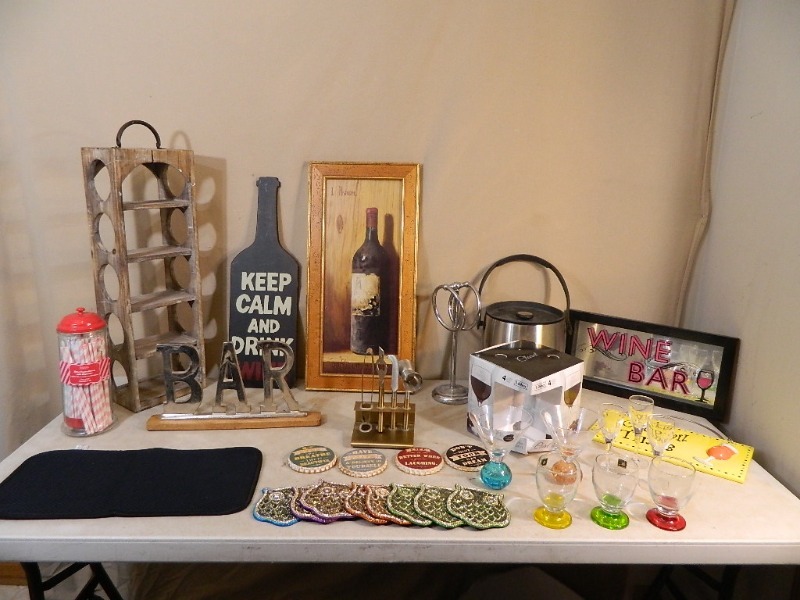 lot 186 image: WineBar Items