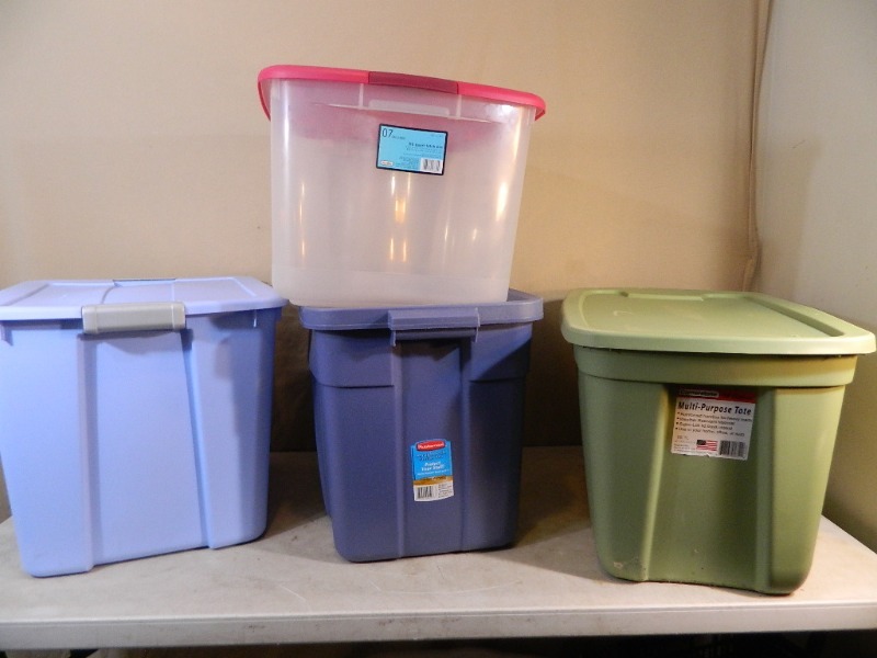 lot 198 image: 4 Assorted Totes with Lids