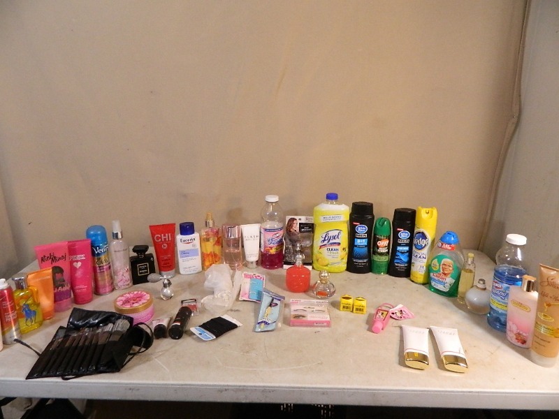 lot 215 image: Personal Products