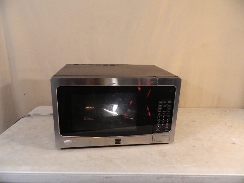 lot 217 image: Kenmore Carousel Microwave