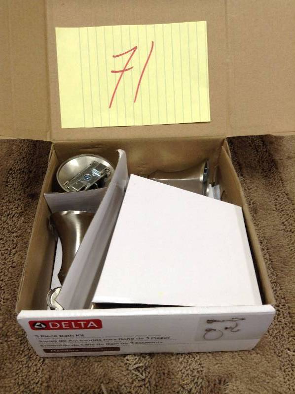 lot 71 image: Delta Mandara 3-Piece Kit in SpotShield Brushed Nickel