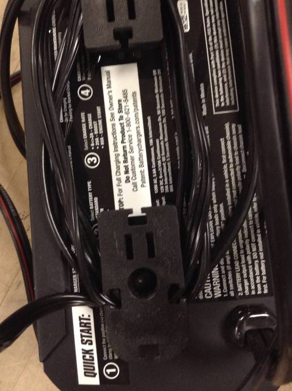 lot 6 image: Battery Extender 12-Volt, 80 Amp Engine Start, 20 Amp ChargerMaintainer in like New worrking conditions