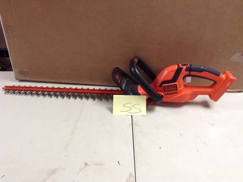 lot 55 image: BLACKDECKER LHT2436 40V Cordless Hedge Trimmer, 24 Tool only in working conditions