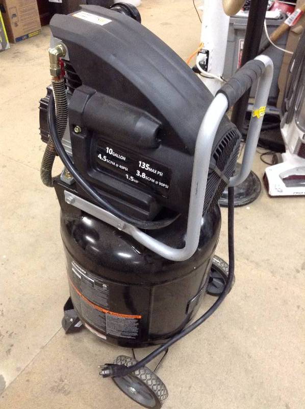 lot 124 image: Husky 10 Gal. Portable Electric Air Compressor in working conditions