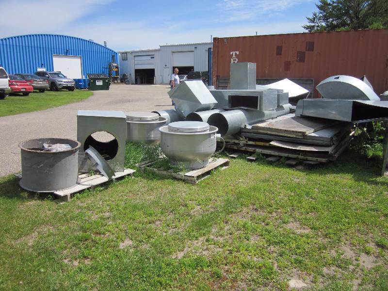 lot 1 image: Devilbiss Paint Booth