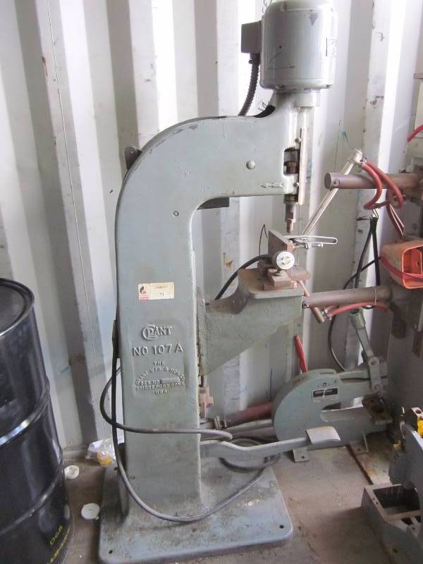 lot 6 image: Tubular Riveting Press