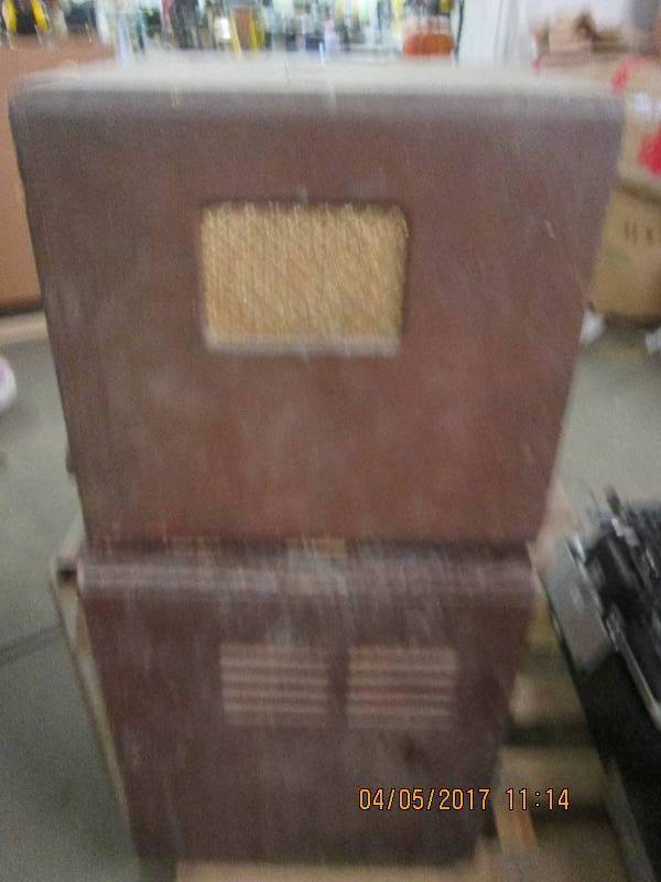 2 vintage tvs great for repurposing...