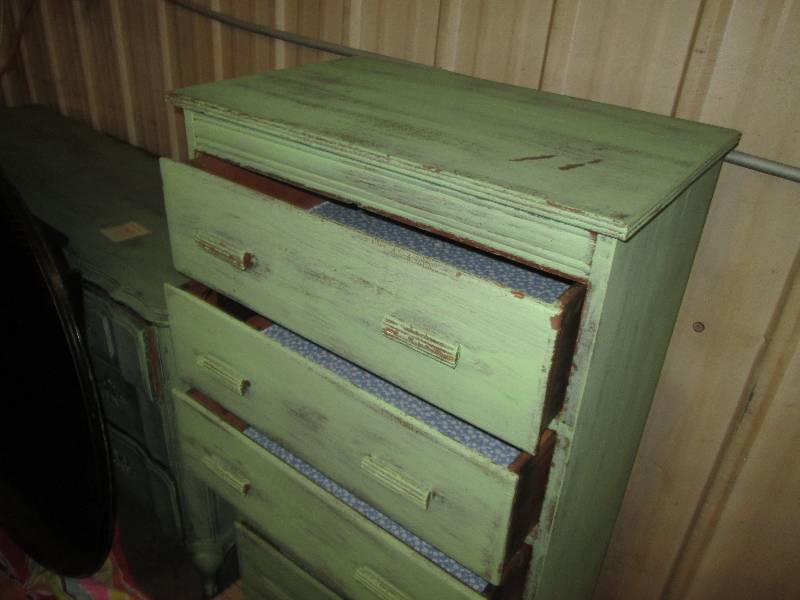 Green Distressed Painted Chest of 5...