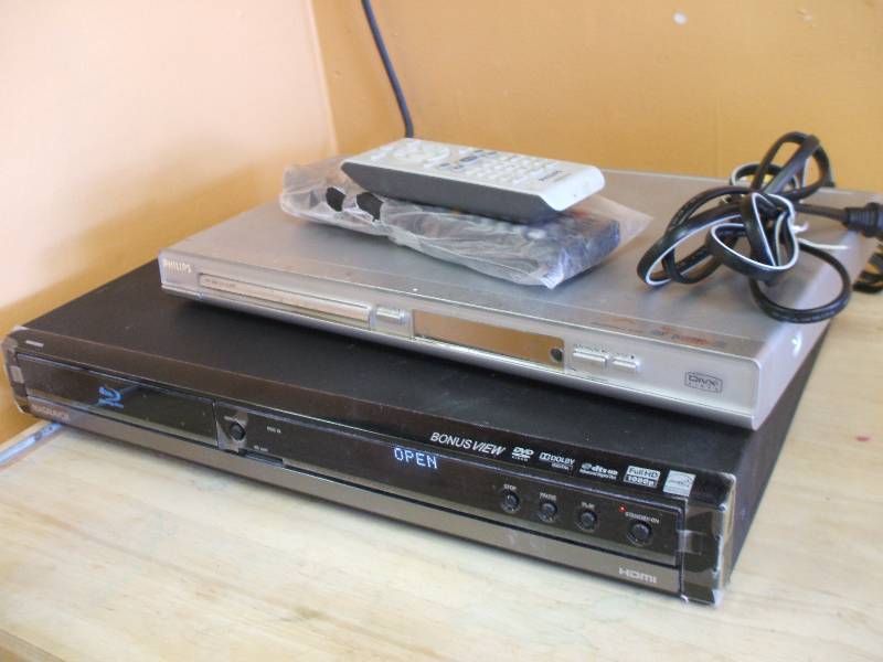 lot 742 image: DVD PLAYERS WITH REMOTES