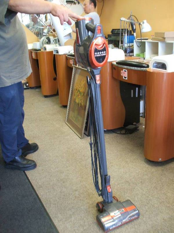 lot 744 image: SHARK ROCKET VACUUM