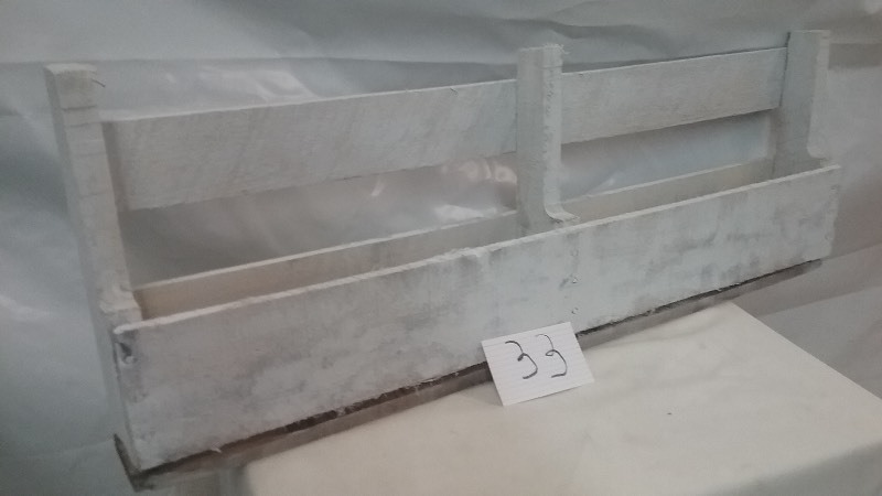 White Pallet Book Shelf