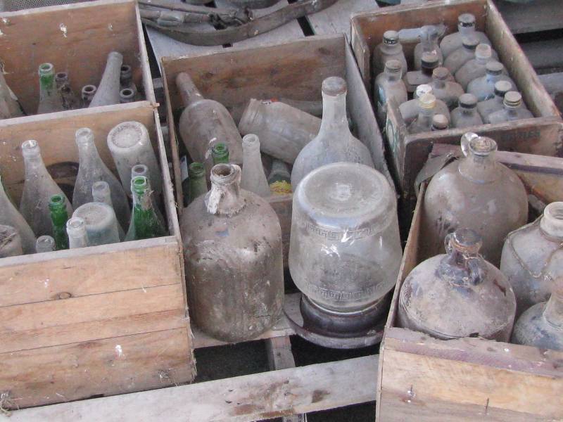 Vintage Old Bottles Barn Find Bicycles Sporting Antiques K Bid