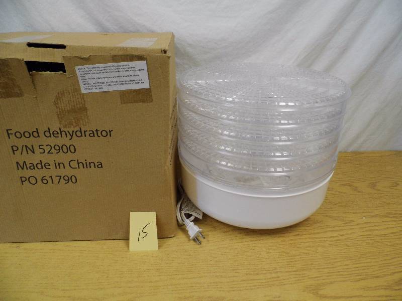 Dehydrator