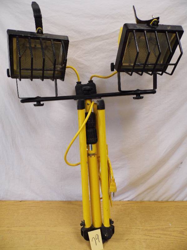 Tripod Light