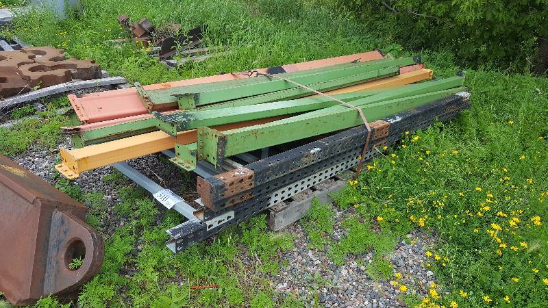 lot 510 image: Lot of (16) Pallet Racking Includes 4) Uprights, 12) Cross Beams