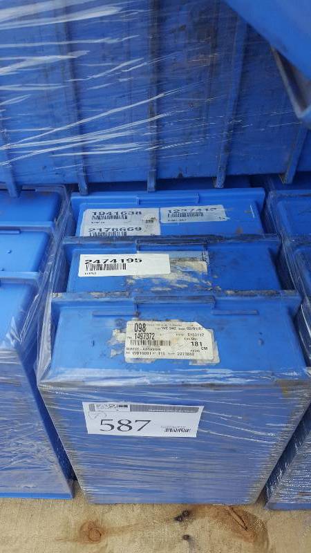 lot 587 image: Lot of (8) Plastic Storage Bins