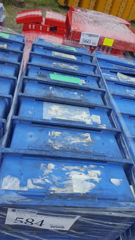 lot 584 image: Lot of (8) Plastic Storage Bins