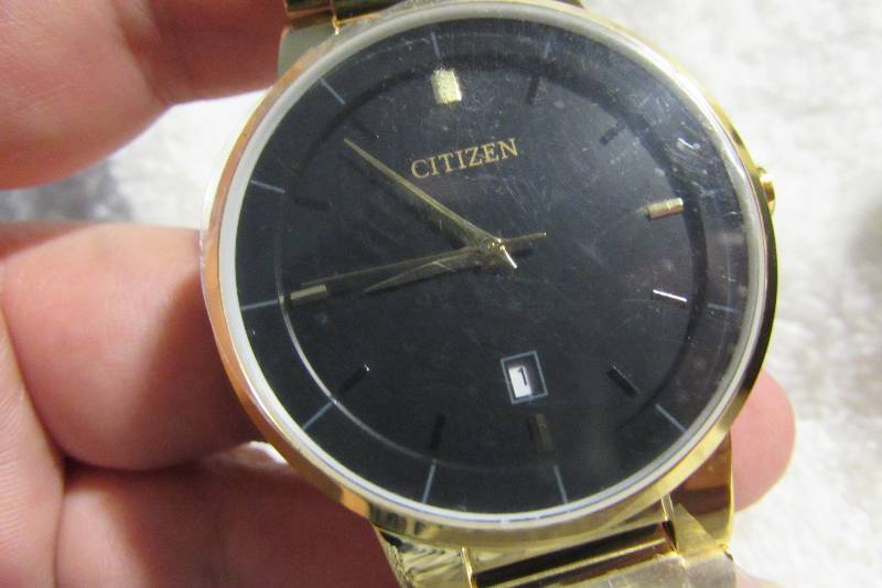 MENS QUARTZ GOLD TONE CITIZENS WATCH, MSRP $109.99
