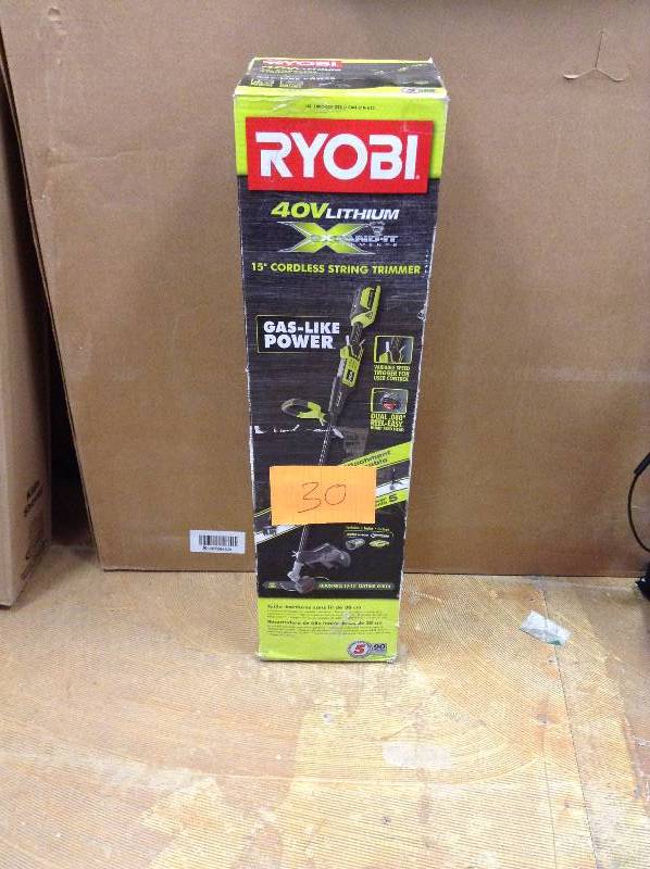 Ryobi 40-Volt Lithium-Ion Cordless Attachment Capable String Trimmer - 2.6 Ah Battery and Charger Included Model#  RY40220 in working conditions