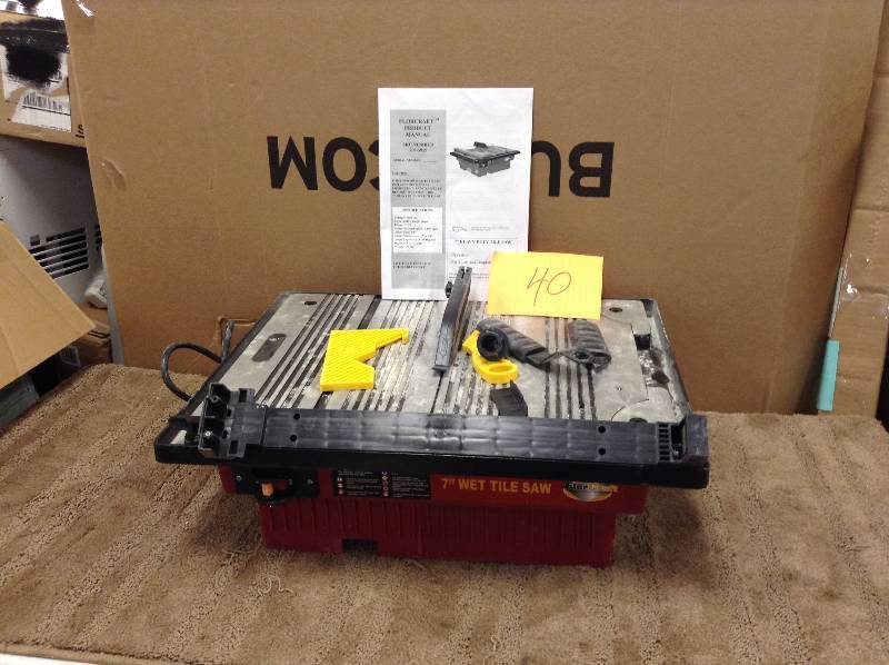 FlorCraft Bench Top 7 Wet Tile Saw in working conditions