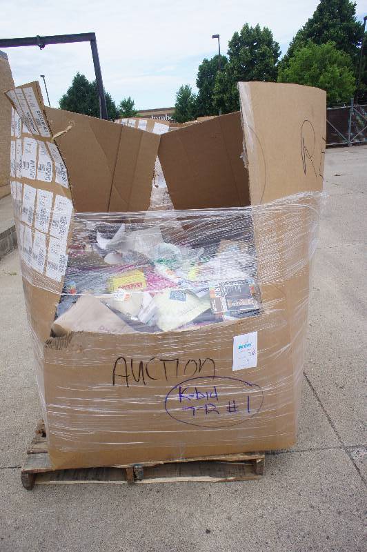 1 MASSIVE PALLET LOT OF AMAZON GENERAL MERCHANDISE! YOU GET EVERYTHING