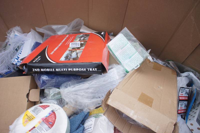 1 MASSIVE PALLET LOT OF AMAZON GENERAL MERCHANDISE YOU GET EVERYTHING TONS OF NEW ITEMS GREAT FOR RE-SELLERS