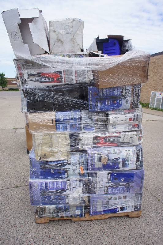 1 Large Pallet of (29) Total Pressure Washers - All Electric - Assorted PSI Levels - Wholesale Lot