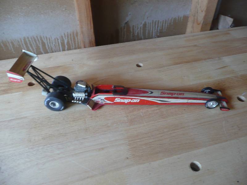 lot 42 image: Vintage Snap On Tools Dragster - Very Cool - 124 scale - See Pictures