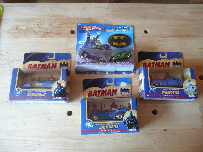 lot 66 image: DC Comics - Hotwheels Batmobiles - See Pictures