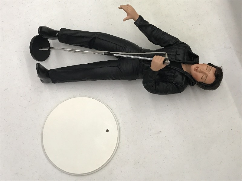Elvis Presley Figurine With Miropho...