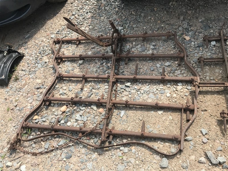 lot 3 image: Lot Of (2) Vintage 4ft Drag Section...