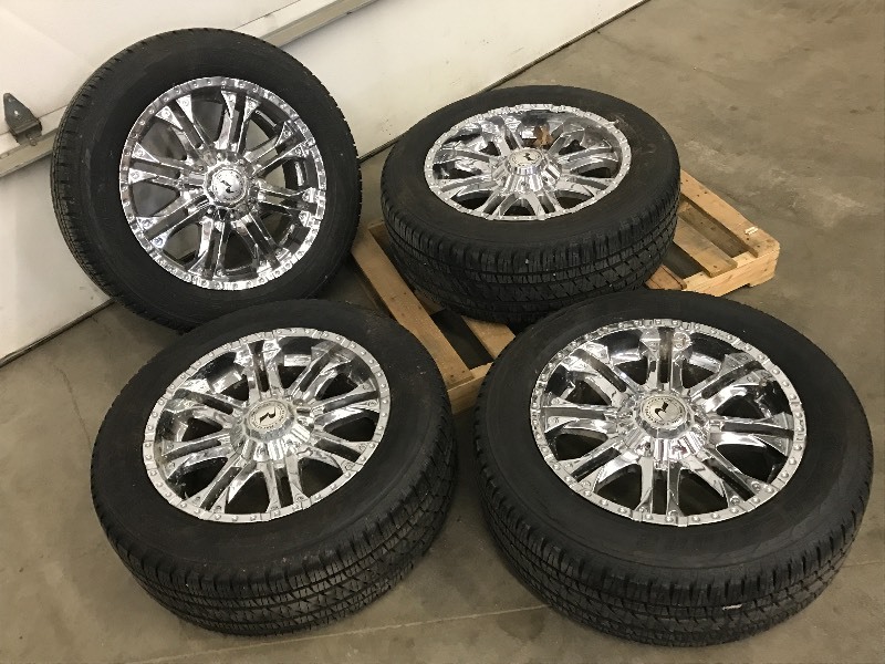 lot 14 image: (4) Bridgestone Dueler HL P27555...