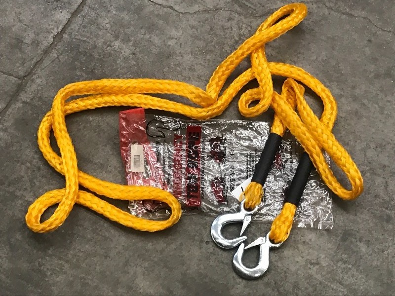 lot 60 image: Unused Wel-Bilt 34x14ft Tow Strap...