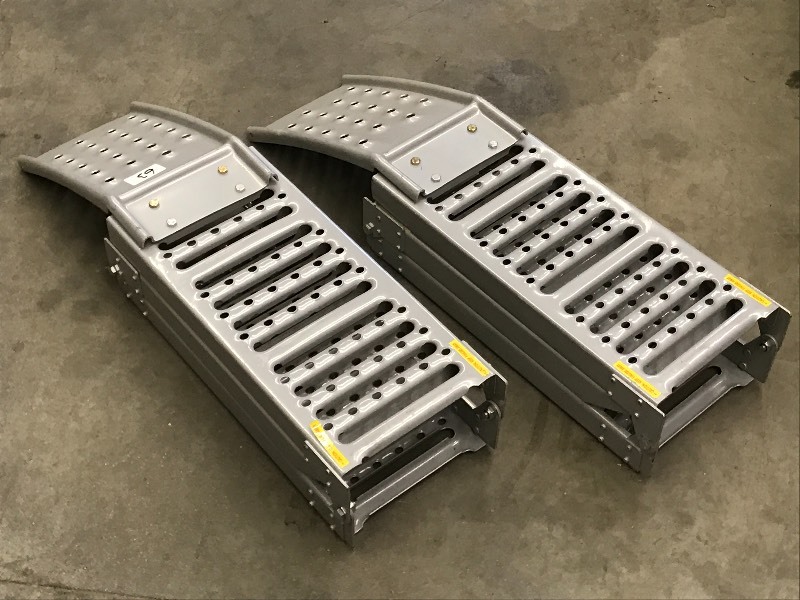 lot 63 image: Set Of Unused Heavy Duty Steel Util...