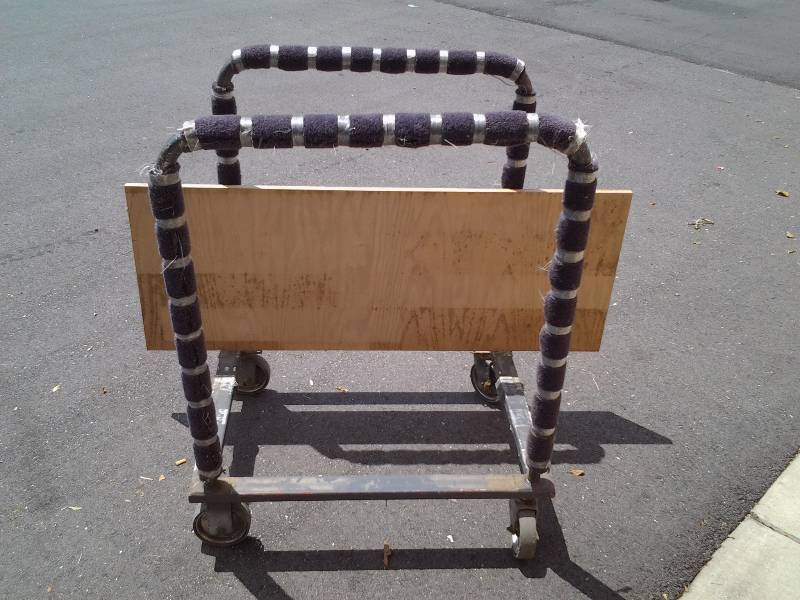 lot 51 image: 4-Wheel Cart 24x28