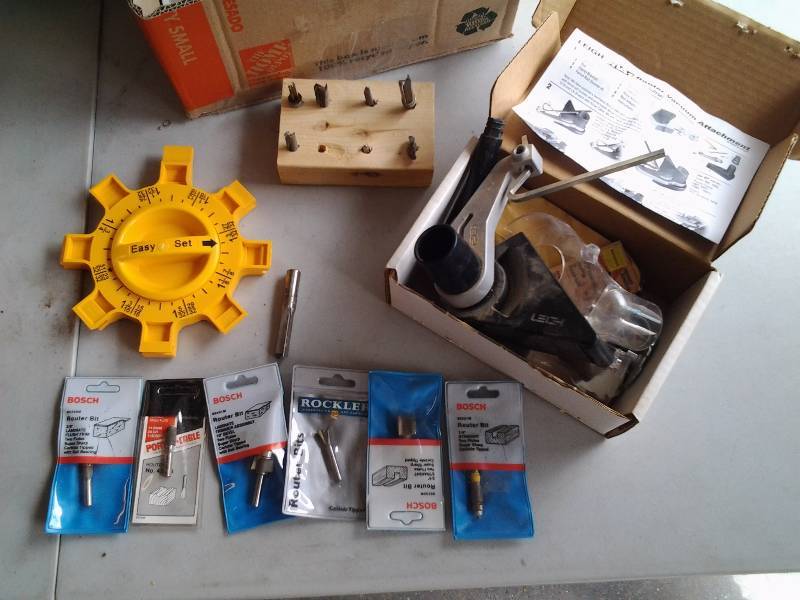 lot 74 image: Router Vacuum Attachment, Easy Set, Several Misc Router Bits
